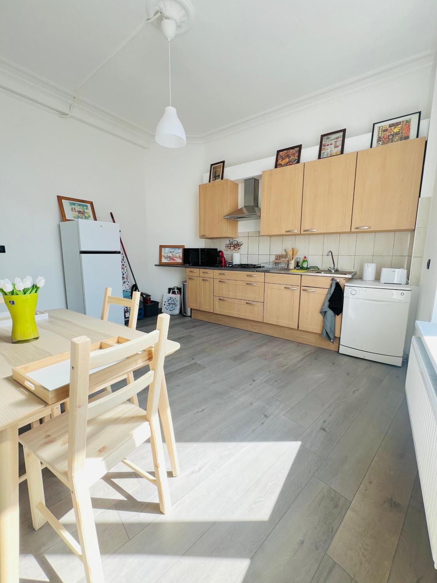 Renove Et Radieux A Bruxelles Exterior foto